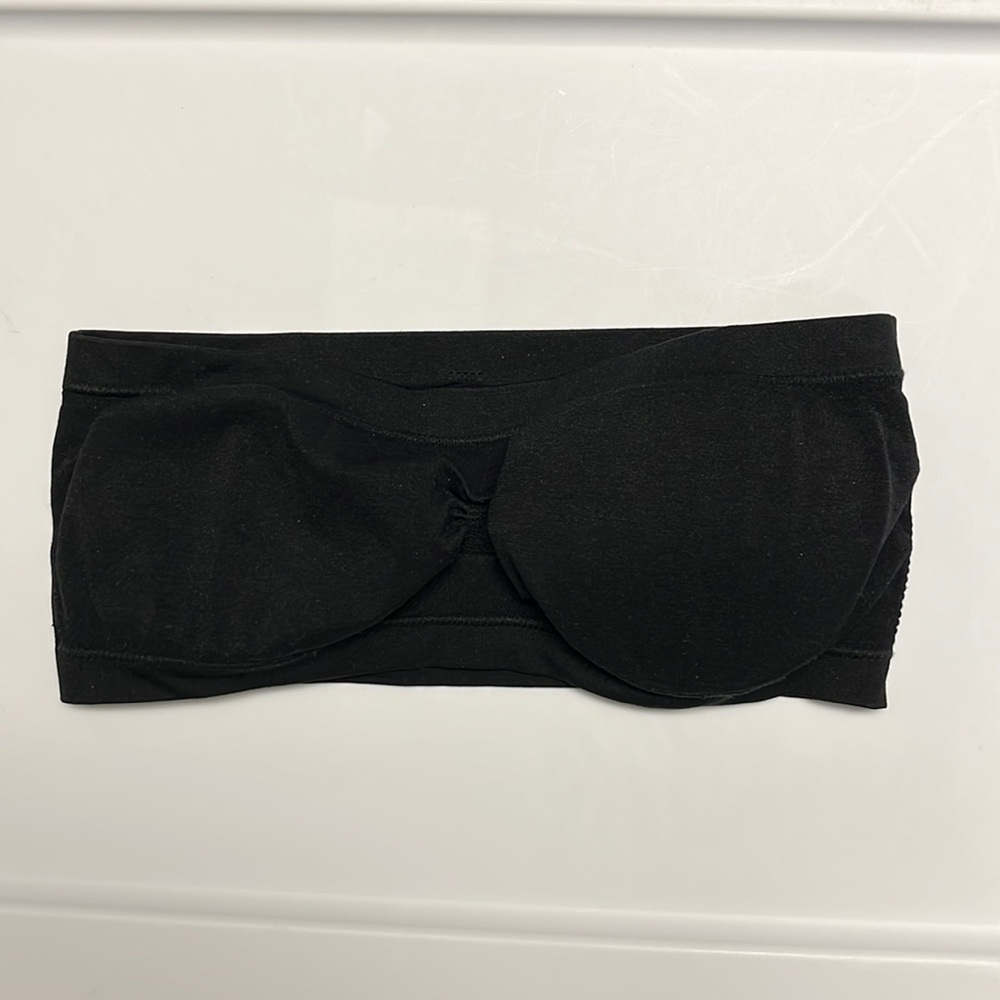 🧚‍♀️SO Seamless black bandeau bralette